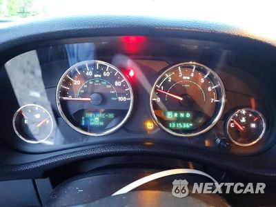 Zdjęcie 9 z 14 samochodu: 2015 JEEP WRANGLER UNLIMITED SAHARA VIN:1C4BJWEGXFL672878 - miniatura