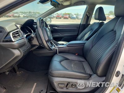 Zdjęcie 7 z 12 samochodu: 2018 TOYOTA CAMRY SE VIN:4T1B11HK2JU050115 - miniatura