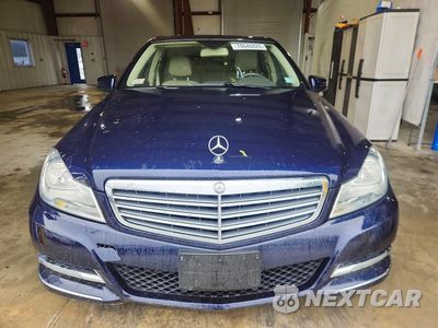 Piąte zdjęcie samochodu w środku: 2013 MERCEDES-BENZ C 300 4MATIC VIN:WDDGF8AB2DR287246 - miniatura