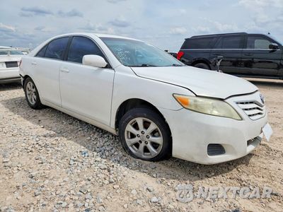 Czwarte zdjęcie samochodu z boku: 2011 TOYOTA CAMRY LE V6 VIN:4T1BK3EK9BU623560 - miniatura