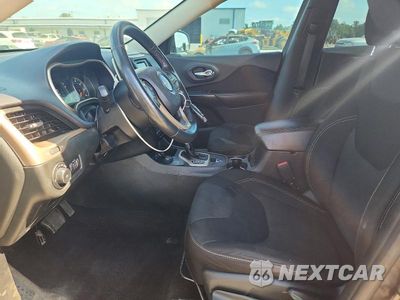 Zdjęcie 7 z 13 samochodu: 2015 JEEP CHEROKEE LATITUDE VIN:1C4PJMCSXFW521877 - miniatura