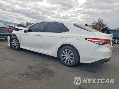 Drugie zdjęcie samochodu z przodu: 2018 TOYOTA CAMRY LE VIN:4T1B31HKXJU004610 - miniatura