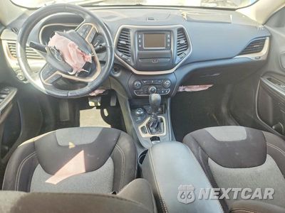 Zdjęcie 8 z 13 samochodu: 2014 JEEP CHEROKEE LATITUDE VIN:1C4PJMCS7EW252087 - miniatura