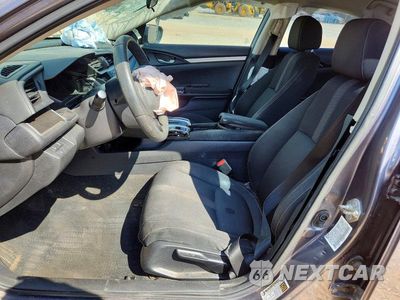 Zdjęcie 7 z 12 samochodu: 2019 HONDA CIVIC LX VIN:19XFC2F68KE042659 - miniatura