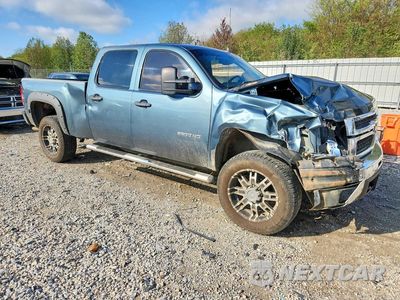 Czwarte zdjęcie samochodu z boku: 2010 CHEVROLET SILVERADO K2500 HEAVY DUTY LT VIN:1GC4KXBG6AF153804 - miniatura