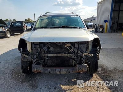 Piąte zdjęcie samochodu w środku: 2004 NISSAN ARMADA SE VIN:5N1AA08A04N702368 - miniatura
