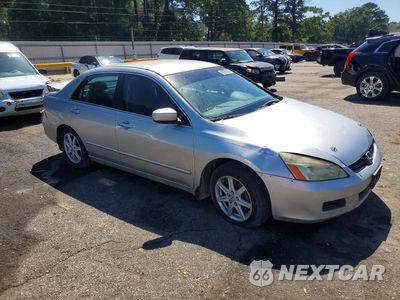 Czwarte zdjęcie samochodu z boku: 2006 HONDA ACCORD SE VIN:1HGCM56316A182375 - miniatura