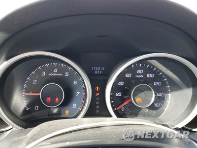 Zdjęcie 9 z 12 samochodu: 2010 ACURA TL VIN:19UUA8F29AA001358 - miniatura