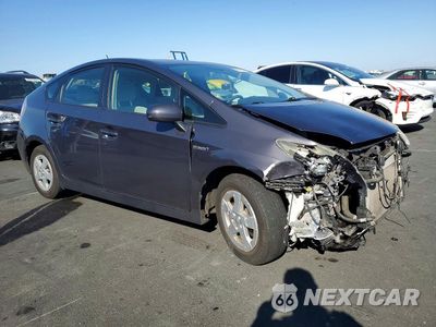 Czwarte zdjęcie samochodu z boku: 2011 TOYOTA PRIUS THREE VIN:JTDKN3DUXB0298438 - miniatura