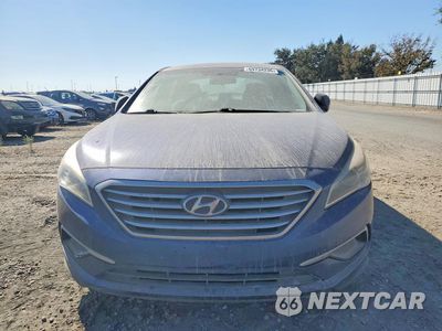Piąte zdjęcie samochodu w środku: 2017 HYUNDAI SONATA SE VIN:5NPE24AF8HH518981 - miniatura