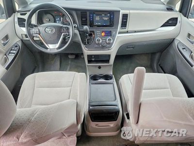 Zdjęcie 15 z 28 samochodu: 2015 TOYOTA SIENNA LE VIN:5TDKK3DC4FS532172 - miniatura