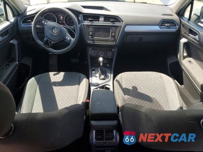 Zdjęcie 8 z 12 samochodu: 2018 VOLKSWAGEN TIGUAN S VIN:3VV1B7AXXJM082161 - miniatura