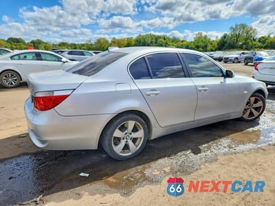 Trzecie zdjęcie samochodu z tyłu: 2007 BMW 530 XI VIN:WBANF735X7CU24148 - miniatura