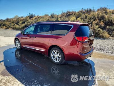Drugie zdjęcie samochodu z przodu: 2017 CHRYSLER PACIFICA TOURING L VIN:2C4RC1BG2HR553667 - miniatura