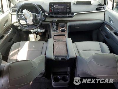 Zdjęcie 8 z 14 samochodu: 2021 TOYOTA SIENNA XLE VIN:5TDYSKFCXMS014615 - miniatura