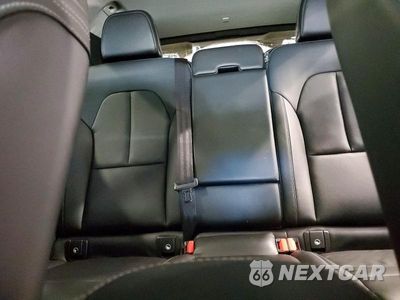 Zdjęcie 10 z 14 samochodu: 2019 VOLVO XC40 T5 MOMENTUM VIN:YV4162UK9K2045629 - miniatura