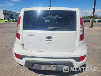 Zdjęcie 6 z 13 samochodu: 2012 KIA SOUL + VIN:KNDJT2A61C7358858 - miniatura