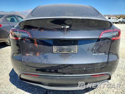 Zdjęcie 6 z 14 samochodu: 2024 TESLA MODEL Y VIN:7SAYGAEE8RF004114 - miniatura