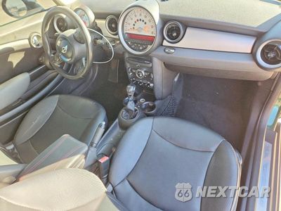 Zdjęcie 8 z 12 samochodu: 2011 MINI COOPER VIN:WMWSU3C52BT091020 - miniatura
