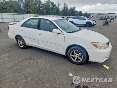Czwarte zdjęcie samochodu z boku: 2003 TOYOTA CAMRY LE VIN:4T1BE32K73U163800 - miniatura