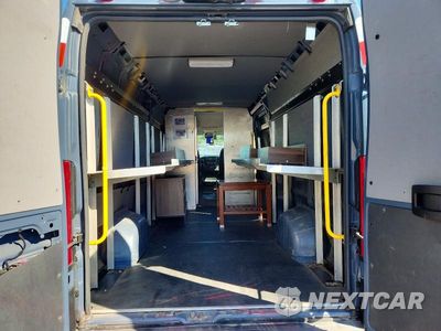 Zdjęcie 10 z 13 samochodu: 2020 RAM PROMASTER 3500 DELIVERY VAN VIN:3C6URVJG5LE140354 - miniatura