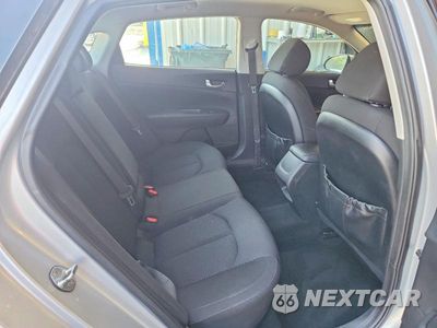 Zdjęcie 10 z 13 samochodu: 2018 KIA OPTIMA LX VIN:5XXGT4L38JG256163 - miniatura