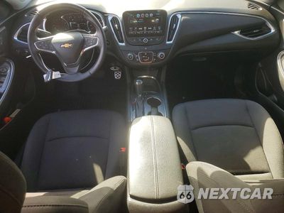 Zdjęcie 8 z 12 samochodu: 2016 CHEVROLET MALIBU LT VIN:1G1ZE5ST9GF345153 - miniatura