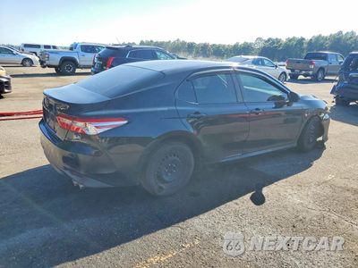 Trzecie zdjęcie samochodu z tyłu: 2018 TOYOTA CAMRY L VIN:4T1B11HK2JU644557 - miniatura
