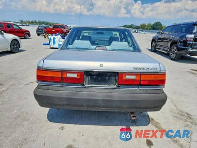 Zdjęcie 6 z 12 samochodu: 1989 TOYOTA CAMRY DELUXE VIN:JT2SV21E3K3339734 - miniatura