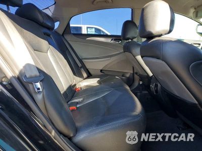Zdjęcie 10 z 12 samochodu: 2013 HYUNDAI SONATA HYBRID VIN:KMHEC4A49DA051255 - miniatura