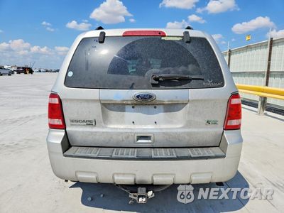 Zdjęcie 6 z 13 samochodu: 2010 FORD ESCAPE LIMITED VIN:1FMCU9EG0AKC97347 - miniatura