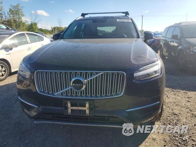 Piąte zdjęcie samochodu w środku: 2016 VOLVO XC90 T6 VIN:YV4A22PL1G1013352 - miniatura