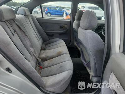 Zdjęcie 10 z 12 samochodu: 2005 HYUNDAI ELANTRA GLS VIN:KMHDN46D85U163592 - miniatura