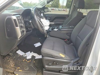 Zdjęcie 7 z 12 samochodu: 2017 CHEVROLET SILVERADO K1500 LT VIN:3GCUKREC7HG261992 - miniatura