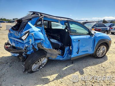 Trzecie zdjęcie samochodu z tyłu: 2019 HYUNDAI KONA SEL VIN:KM8K22AA6KU388302 - miniatura