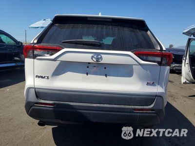 Zdjęcie 6 z 13 samochodu: 2021 TOYOTA RAV4 XLE VIN:2T3W1RFV1MC109505 - miniatura