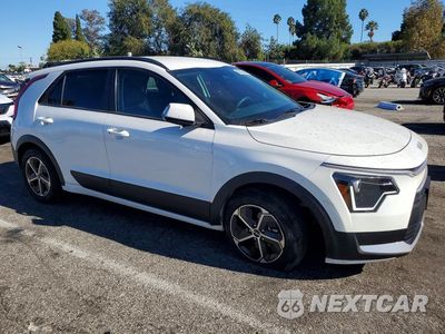 Czwarte zdjęcie samochodu z boku: 2025 KIA NIRO EX VIN:KNDCR3LE1S5263003 - miniatura