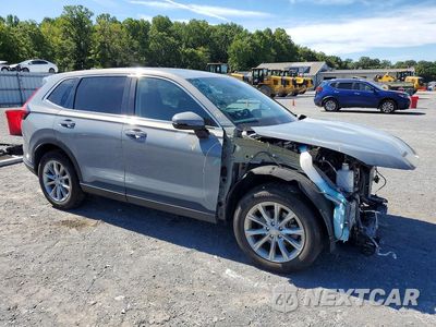 Czwarte zdjęcie samochodu z boku: 2023 HONDA CR-V EX VIN:2HKRS4H41PH424705 - miniatura