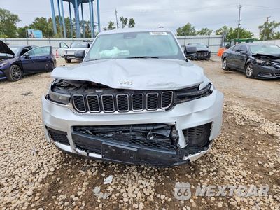 Piąte zdjęcie samochodu w środku: 2023 JEEP GRAND CHEROKEE L LAREDO VIN:1C4RJKAG1P8865552 - miniatura