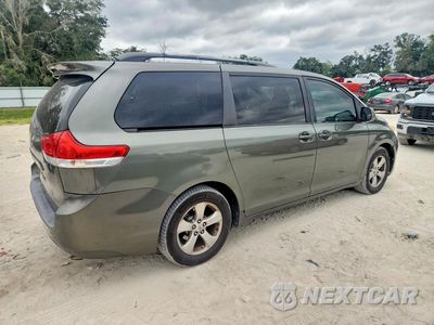 Trzecie zdjęcie samochodu z tyłu: 2011 TOYOTA SIENNA LE VIN:5TDKK3DC6BS069980 - miniatura