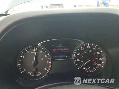 Zdjęcie 9 z 13 samochodu: 2016 NISSAN PATHFINDER S VIN:5N1AR2MN6GC628841 - miniatura