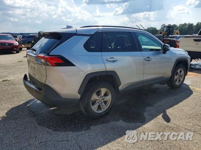 Trzecie zdjęcie samochodu z tyłu: 2023 TOYOTA RAV4 XLE VIN:2T3W1RFV1PW289801 - miniatura