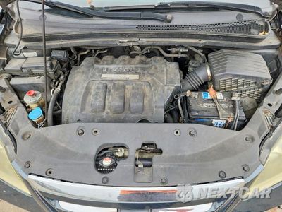 Zdjęcie 12 z 13 samochodu: 2005 HONDA ODYSSEY EXL VIN:5FNRL38625B019702 - miniatura