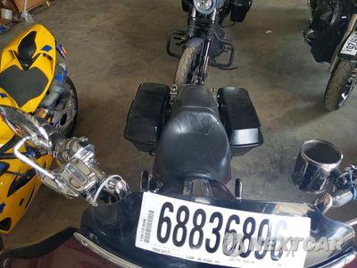 Piąte zdjęcie samochodu w środku: 2011 HARLEY-DAVIDSON FLHX VIN:1HD1KBM14BB633409 - miniatura