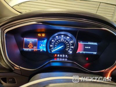 Zdjęcie 9 z 12 samochodu: 2017 FORD FUSION SE VIN:3FA6P0HD8HR270401 - miniatura