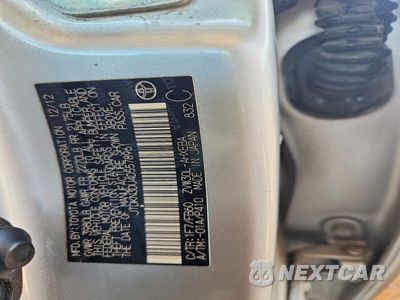 Zdjęcie 12 z 12 samochodu: 2013 TOYOTA PRIUS THREE VIN:JTDKN3DU4D5578961 - miniatura