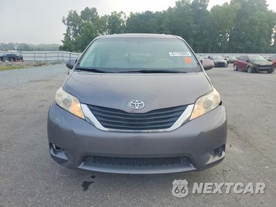Piąte zdjęcie samochodu w środku: 2013 TOYOTA SIENNA LE VIN:5TDKK3DC6DS360238 - miniatura