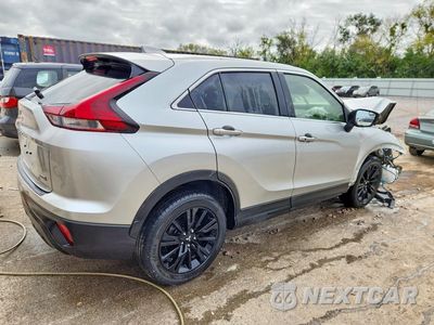 Trzecie zdjęcie samochodu z tyłu: 2024 MITSUBISHI ECLIPSE CROSS LE VIN:JA4ATVAAXRZ035518 - miniatura