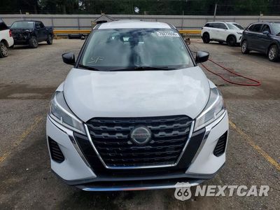 Piąte zdjęcie samochodu w środku: 2021 NISSAN KICKS S VIN:3N1CP5BV1ML541195 - miniatura