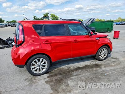 Trzecie zdjęcie samochodu z tyłu: 2018 KIA SOUL + VIN:KNDJP3A52J7557755 - miniatura